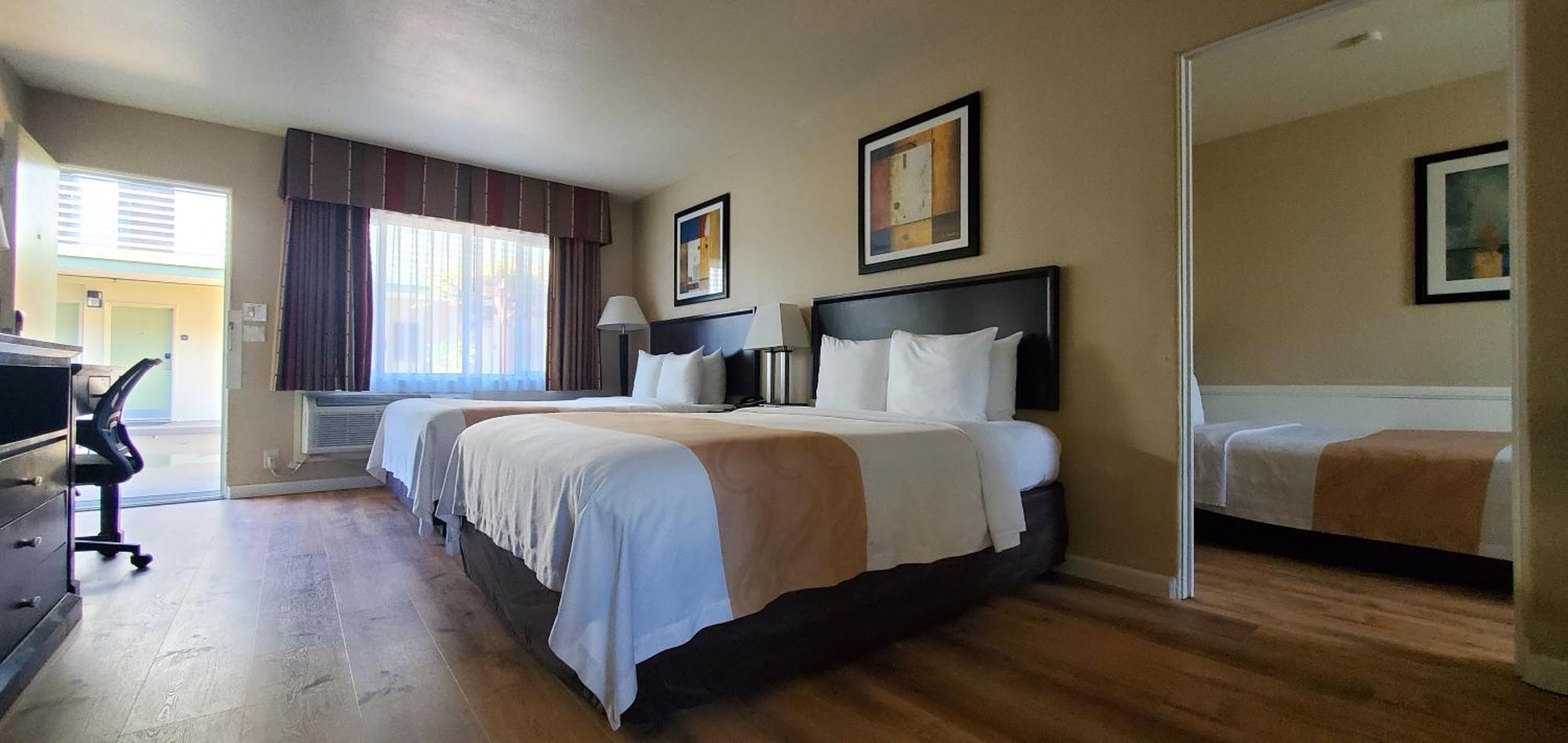 Quality Inn & Suites Anaheim At The Park Exterior foto